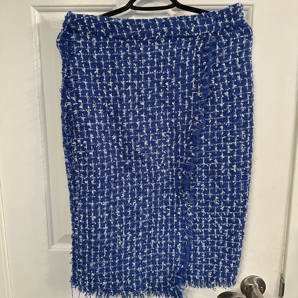 Two piece Tweed set from LuLu & Sky S NWOT - Picture 2 of 5